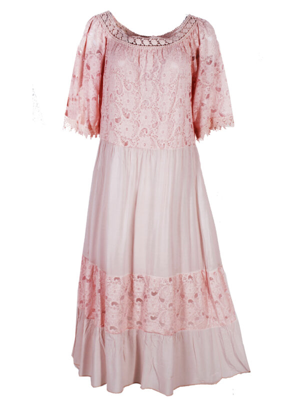 Дамска рокля волани дантела розово